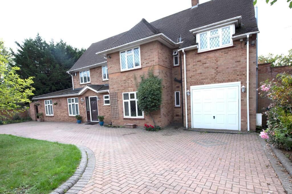 Luxury 6 Bedroom House With Parking - Northwood Northwood  Luaran gambar